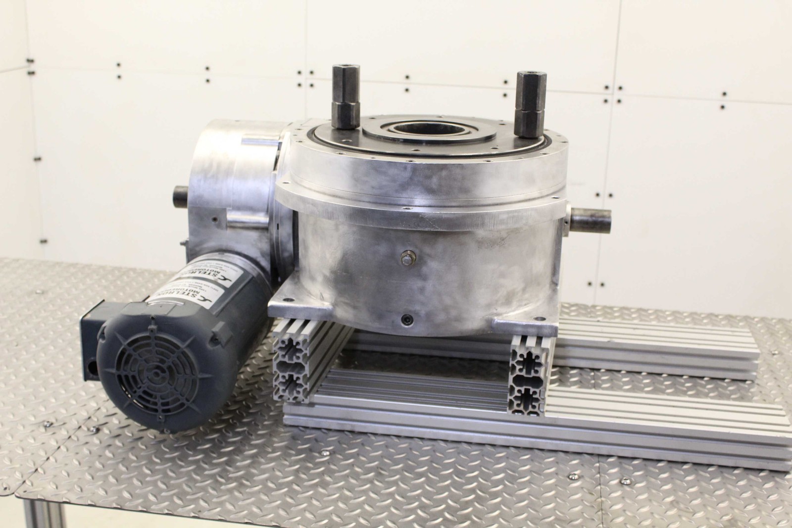Stelron RD-3-4P-270-RH-LK-M Rotary Table Indexer 4 Position 1 HP AC Motor