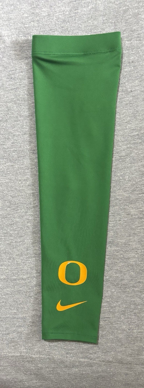 NEW Nike Pro Team Issued Oregon Ducks PLAYER EXCLUSIVE Green Full Arm Sleeve S/M