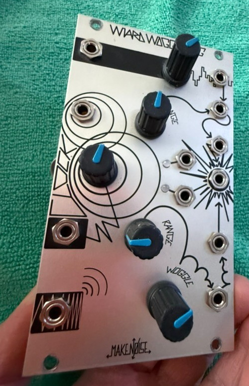 MAKE NOISE WOGGLEBUG - random voltage generator - Excellent condition