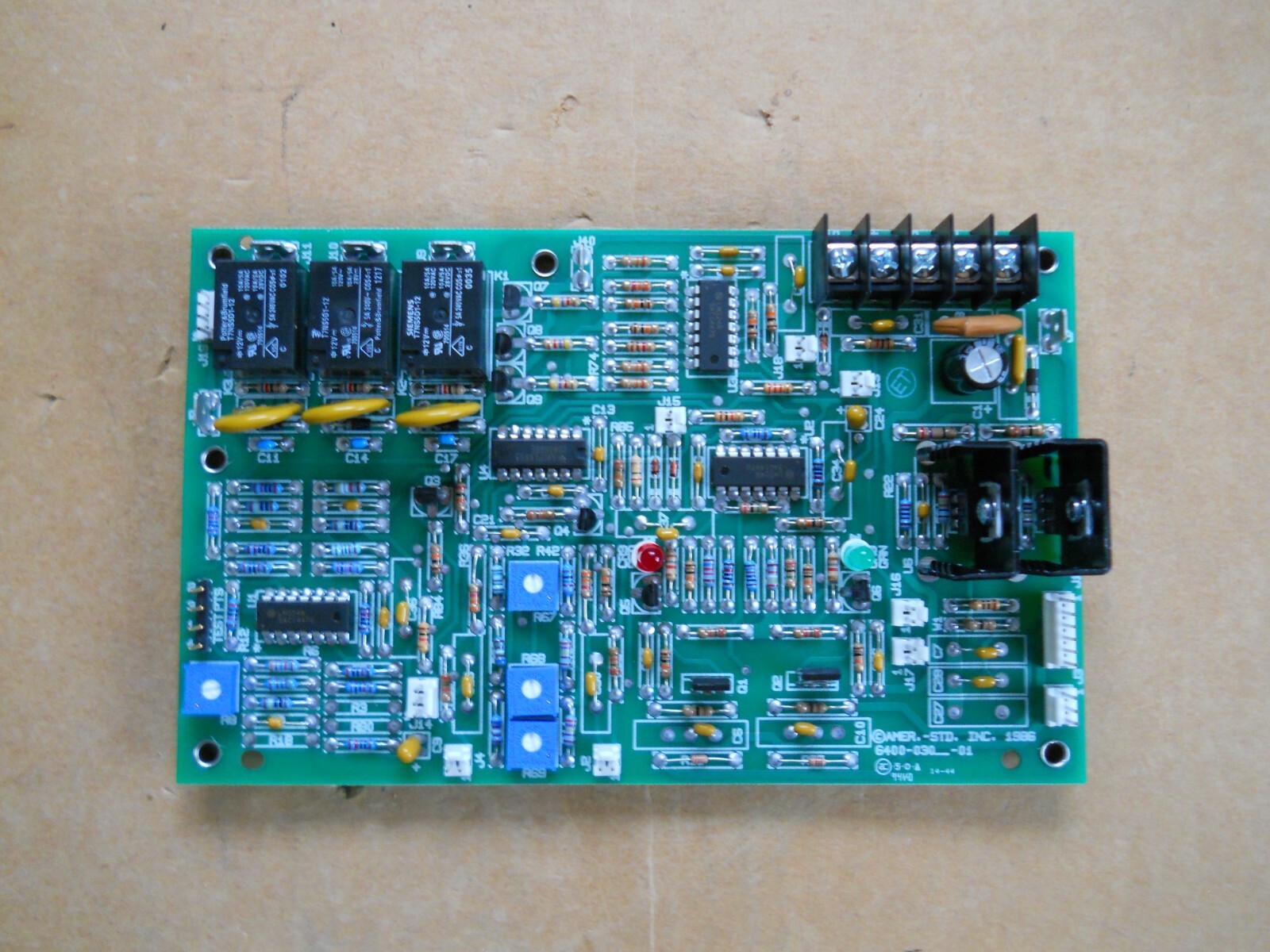 New OEM Trane 6400-030-01 Control Board X13690086-01