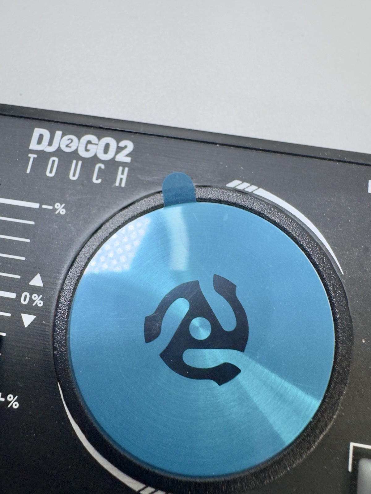 Numark DJ2GO2 Touch 2-channel Serato DJ Controller
