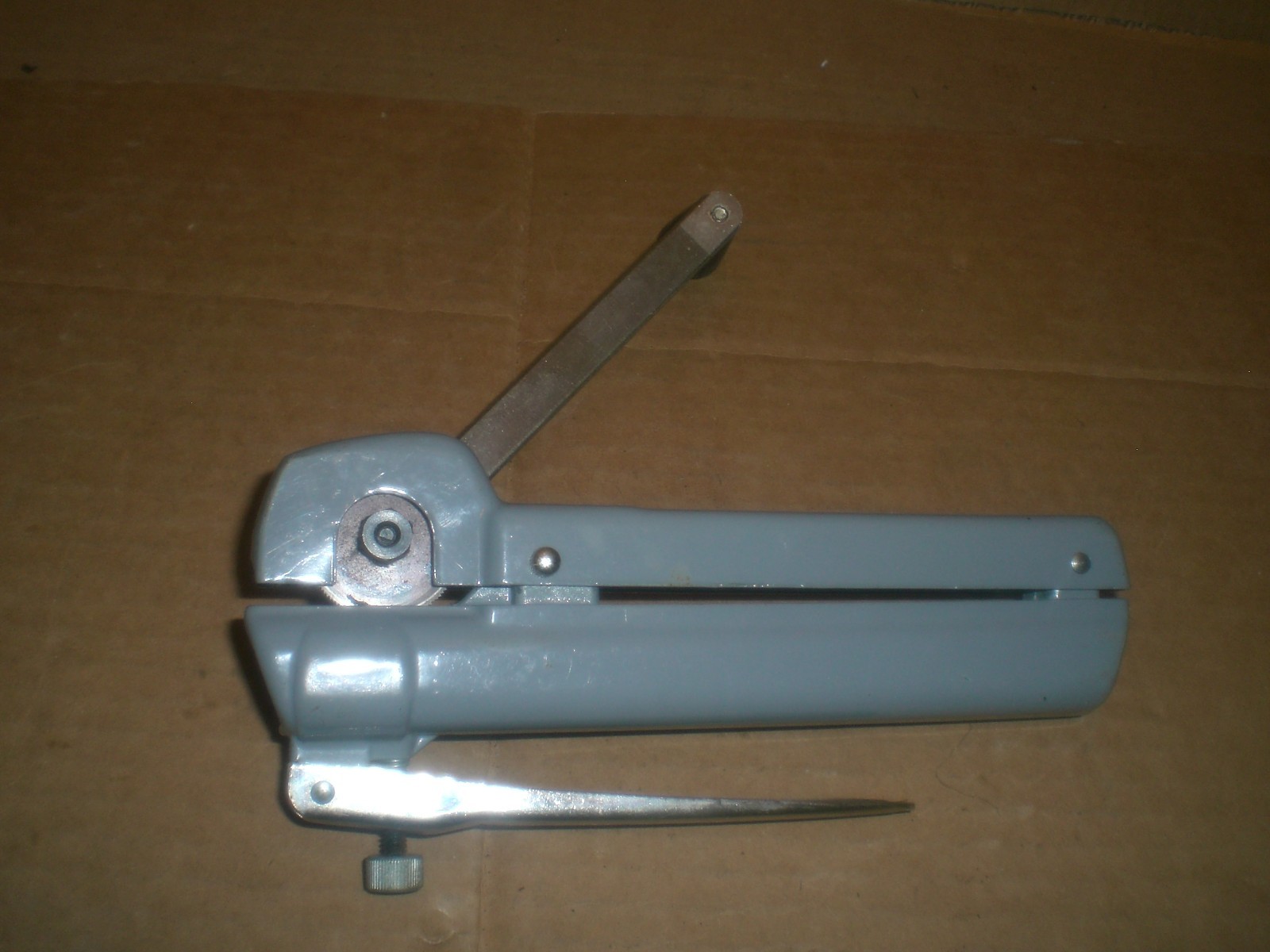 Roto-Split BX Cable Armored Cable Stripping Tool