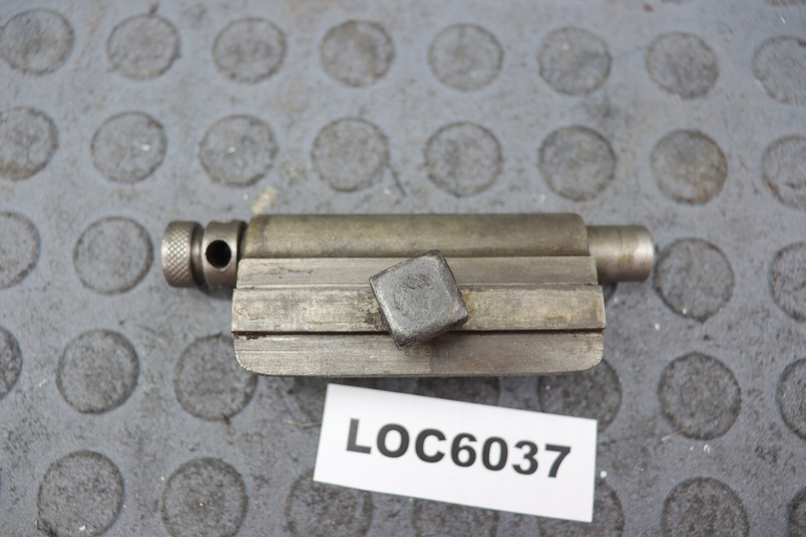 CINCINNATI No.2 TOOL & CUTTER GRINDER ADJUSTABLE TABLE STOP LOC6037