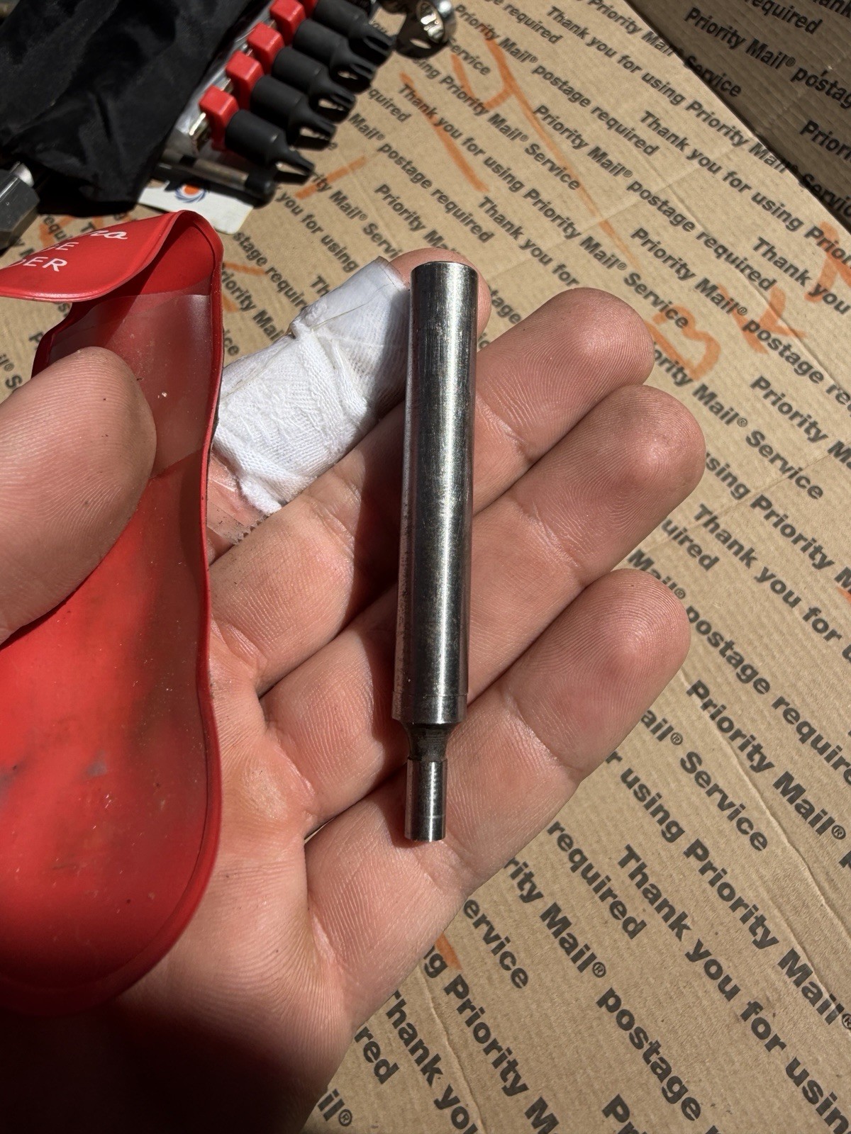 A MICRO EDGE FINDER