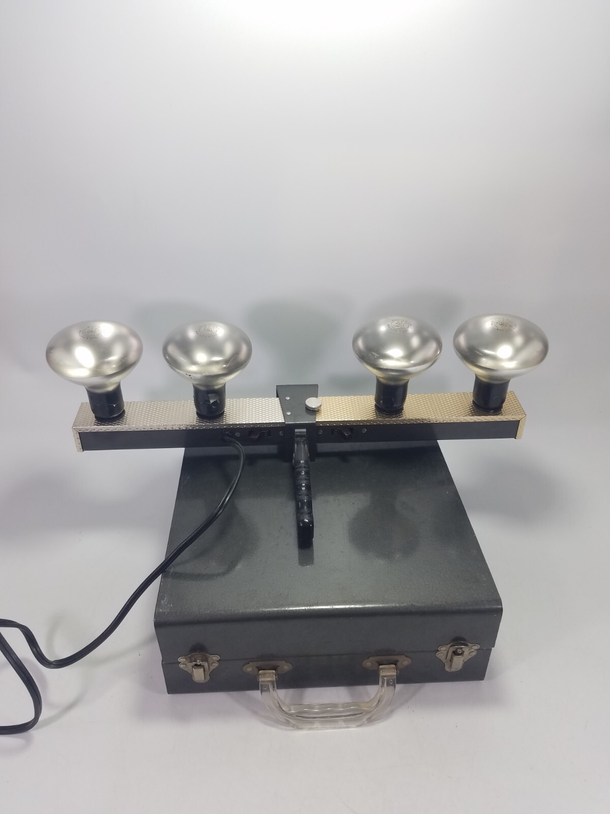CKC Sunset Deluxe Flood Light Movie Lamp Bar w/ 4 x GE BEP 300W Bulbs and Case