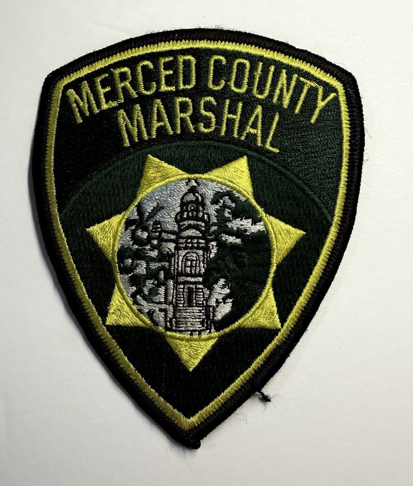 VINTAGE DEFUNCT CALIFORNIA MERCED COUNTY MARSHAL PATCH #D41