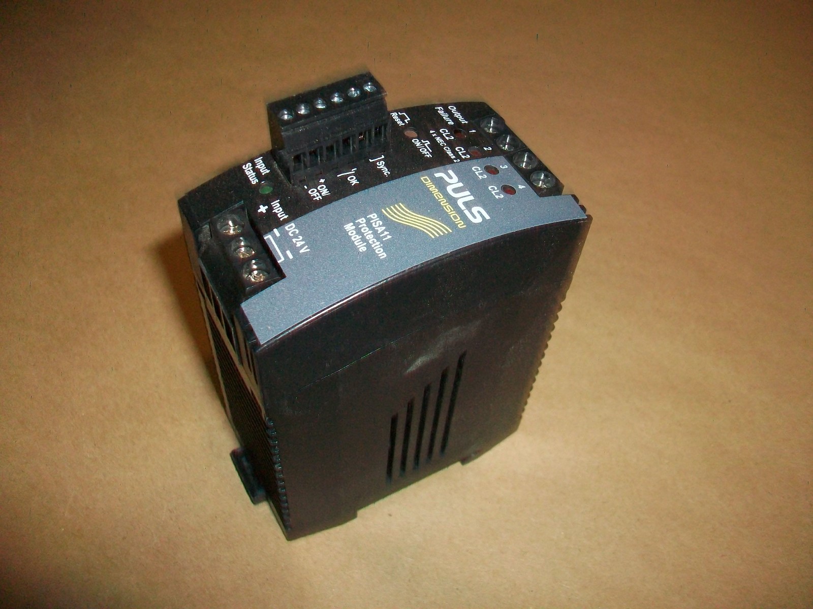 Puls Dimension PISA11.CLASS2 Protection Module 24V Input 15A 100W