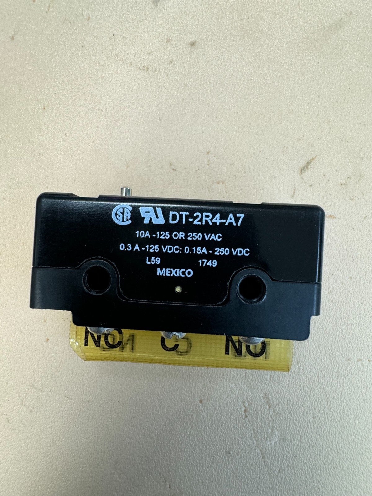 HONEYWELL DT-2R4-A7 MICRO SWITCH