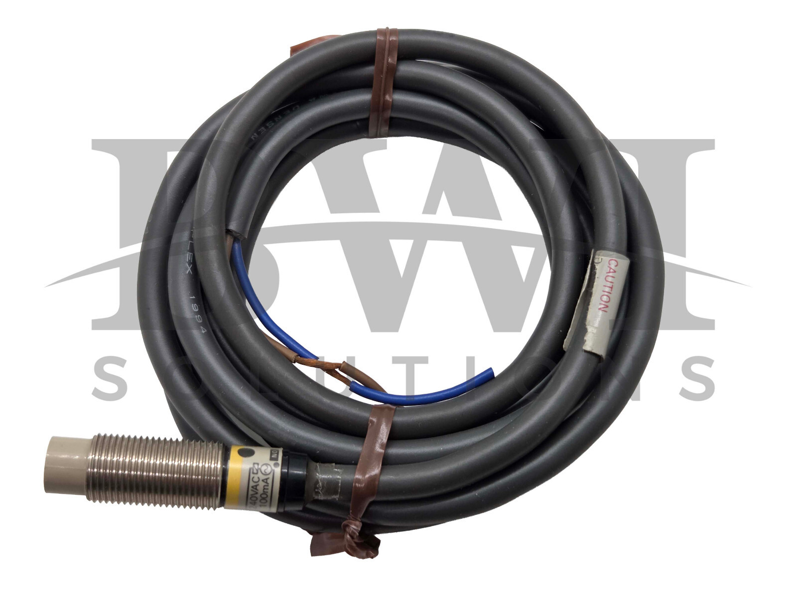 NEW Omron E2E-X5MY1 Proximity Sensor 24-240VAC, 2-Meter E2EX5MY1