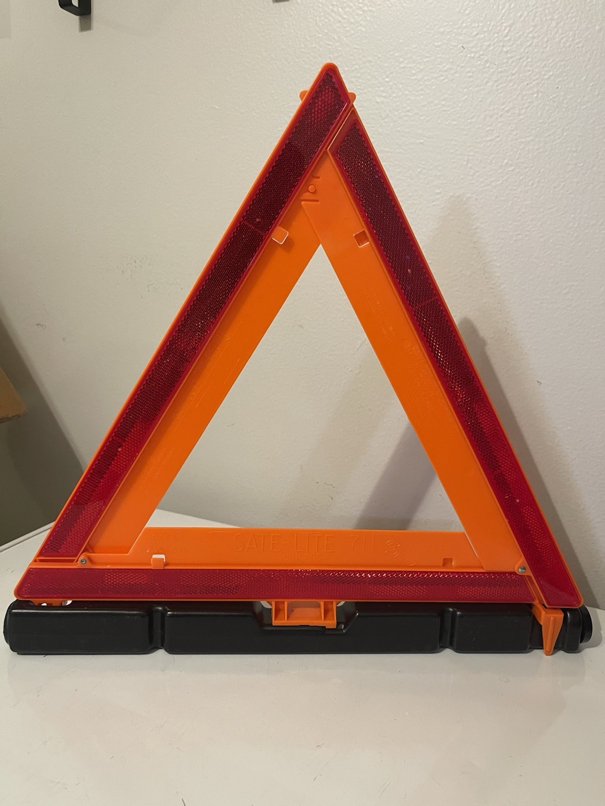 SAFE-LITE 711 Folding Emergency Warning Reflective Triangle DOT Roadside
