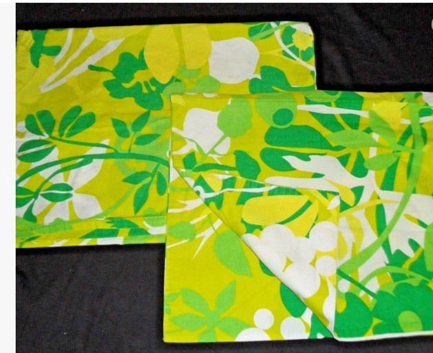 IKEA BIBBI BLAD GREEN YELLOW FLORAL (2) STANDARD PILLOW SHAMS 20x29