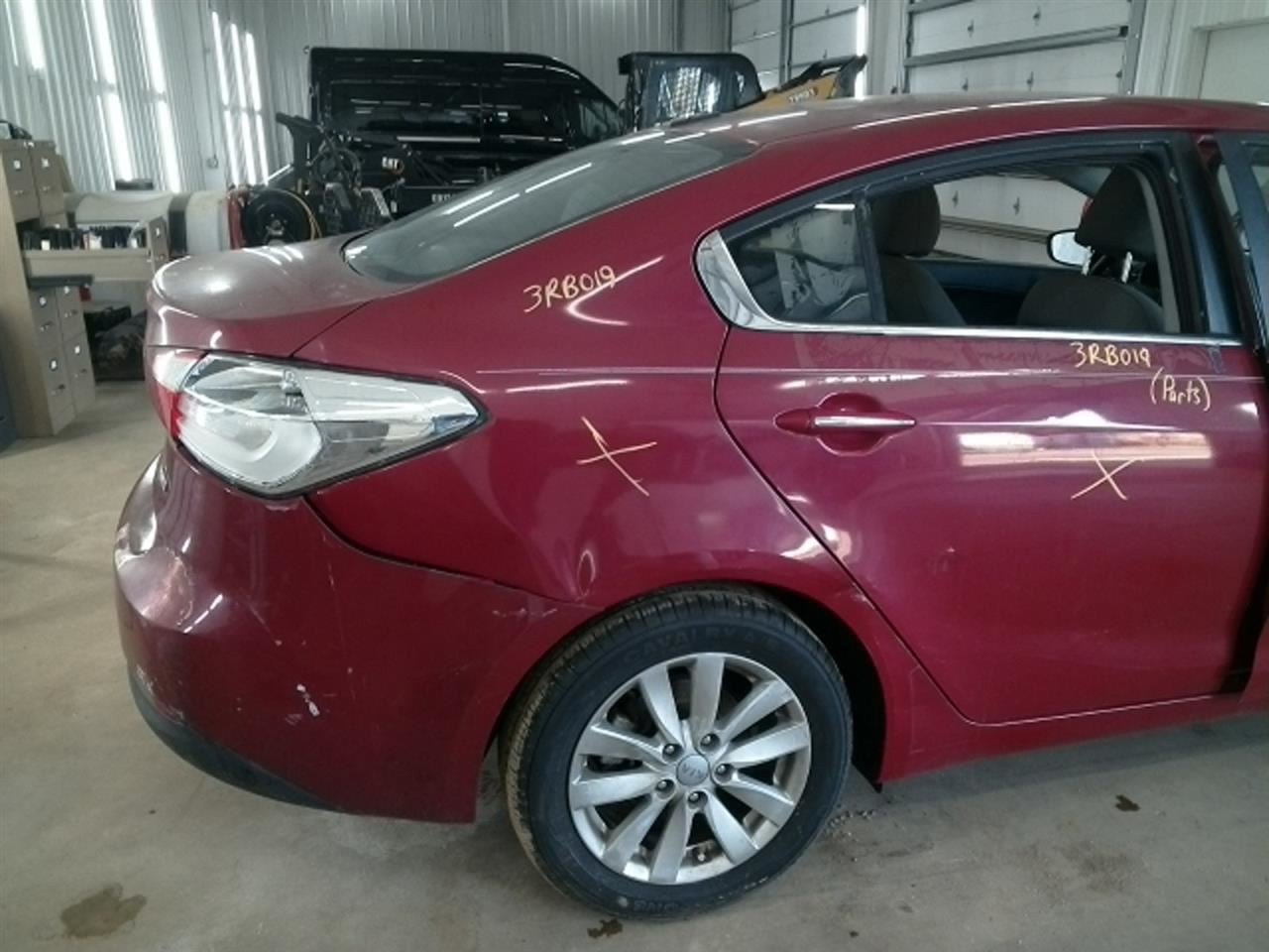 FORTE 2014 Fuse Box Cabin 104806380