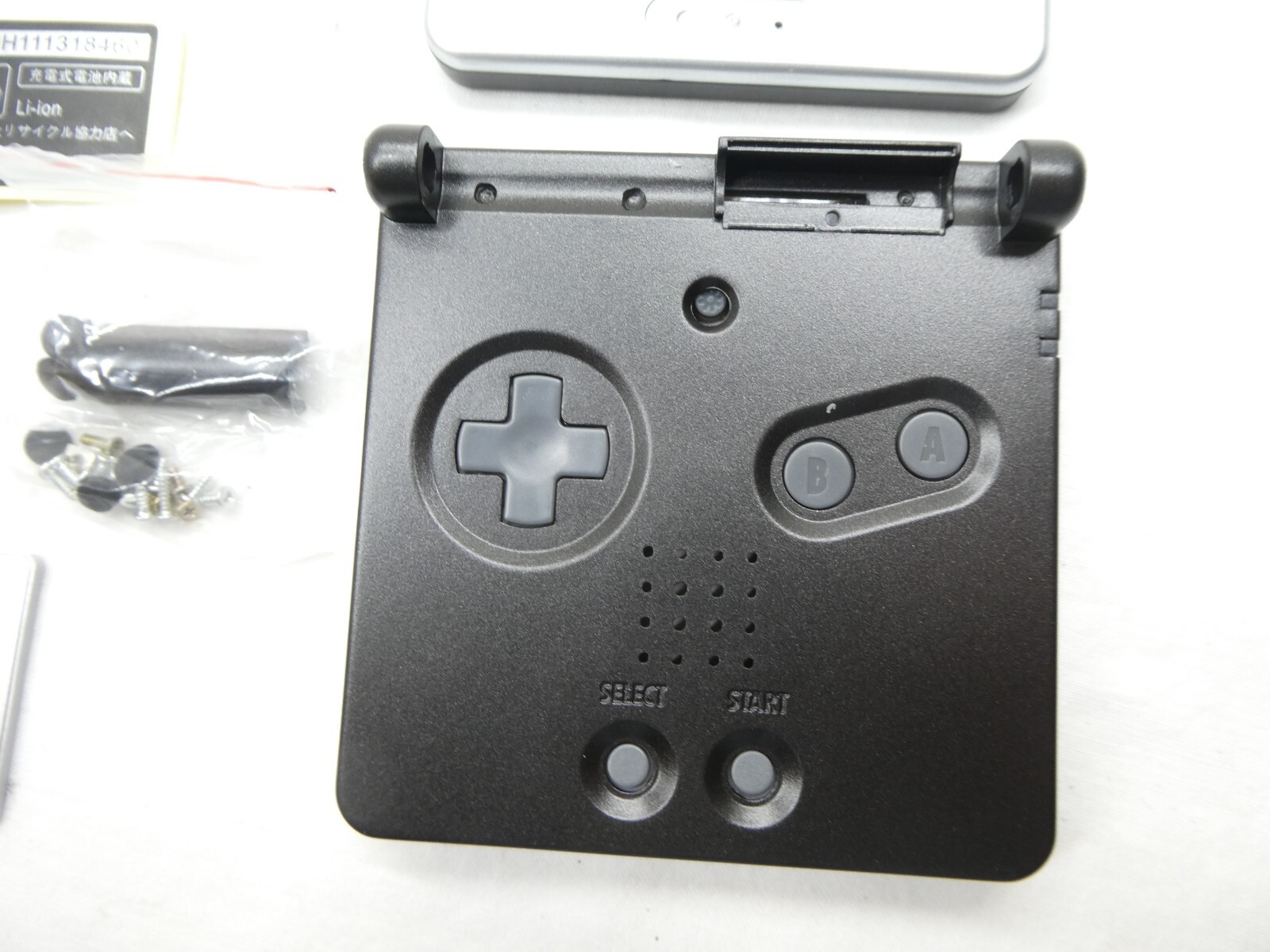 Gameboy Advance SP shell replacement Silver/Black Metroid with new screen lens