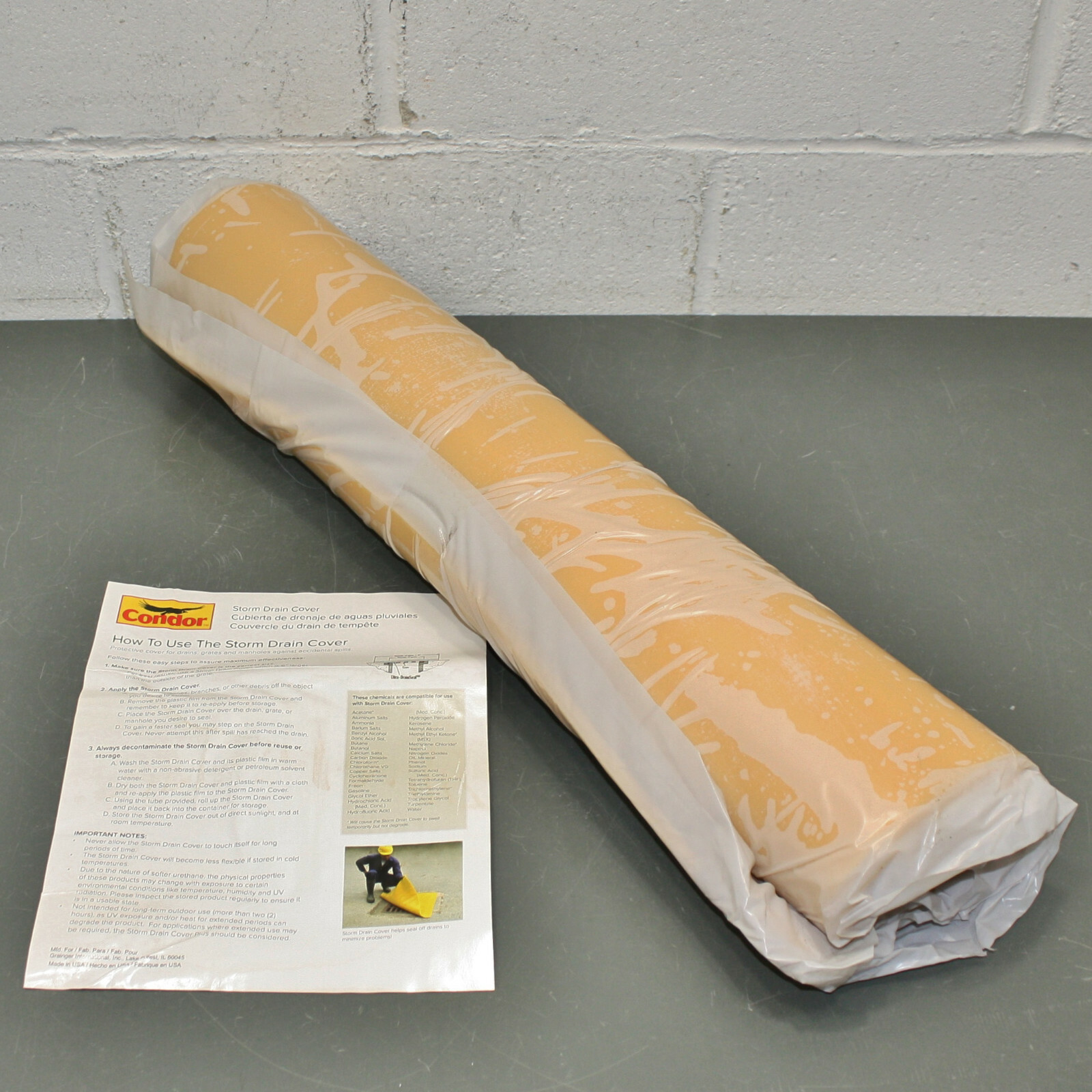 Condor Square Drain Seal 48FZ12, 24" x 24" x 3/8", Yellow, Polyurethane