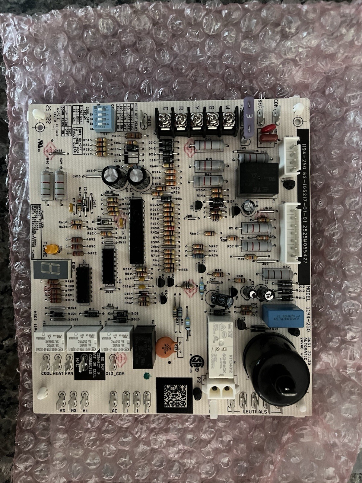NEW!! Ignition Control Board 24V 1194-250, 62-105217 Rheem. FREE SHIPPING!!