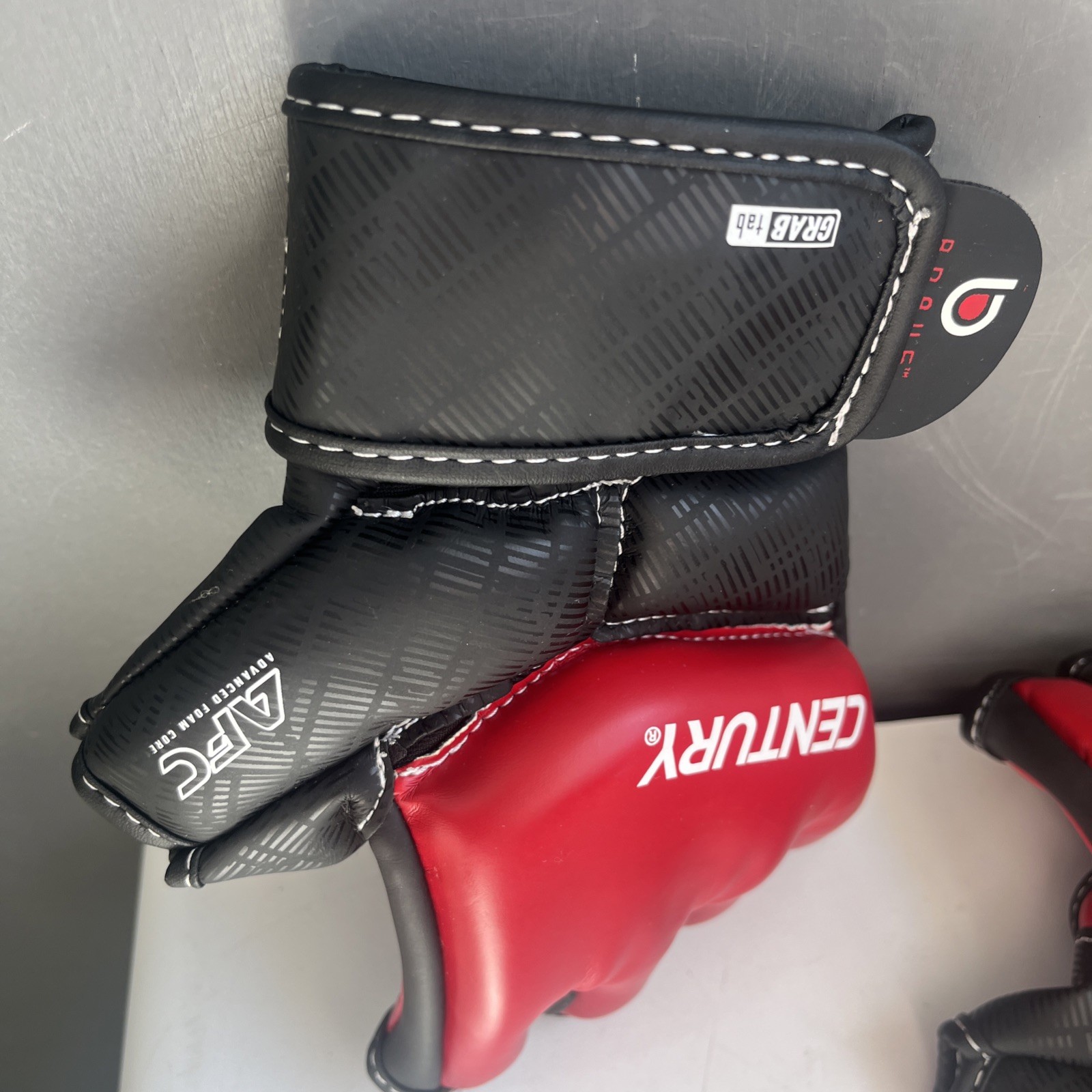 Century Brave Advanced Foam Core Red S/M Size