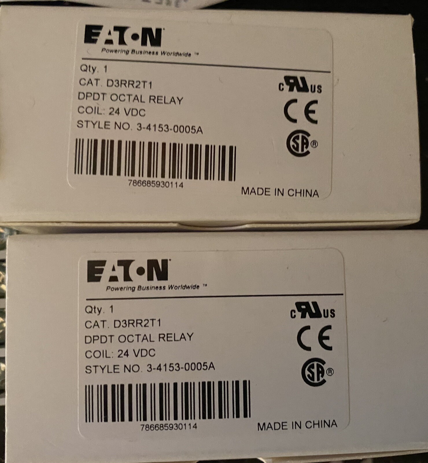 Lot of 2.  NEW- D3RR2T1 - Eaton.  8-pin Octal Relay, 24VDC.  New in Box, Qty.2