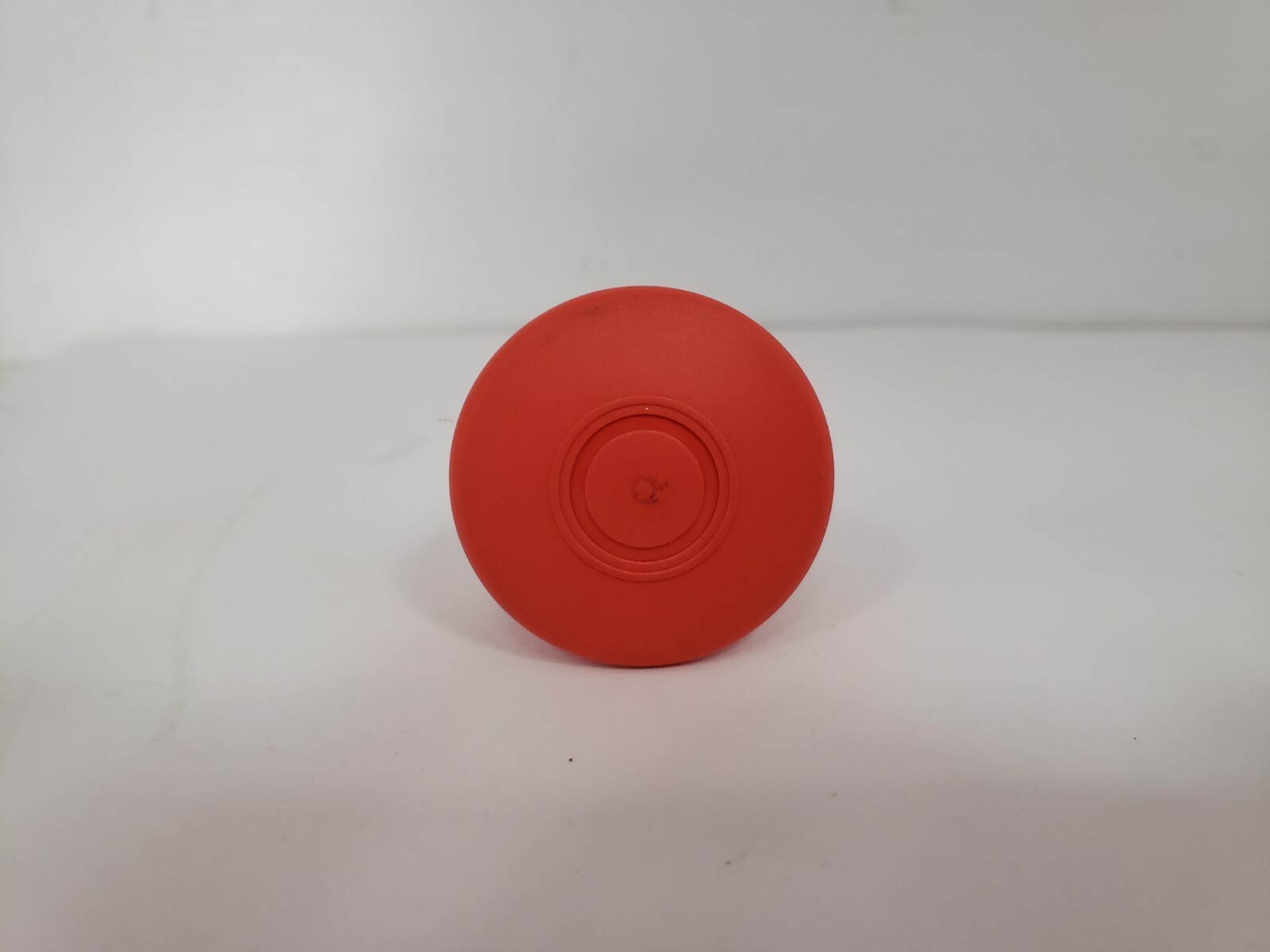 TELEMECANIQUE ZB4 BT4 PUSHBUTTON RED PUSH/PULL (088864) NIB