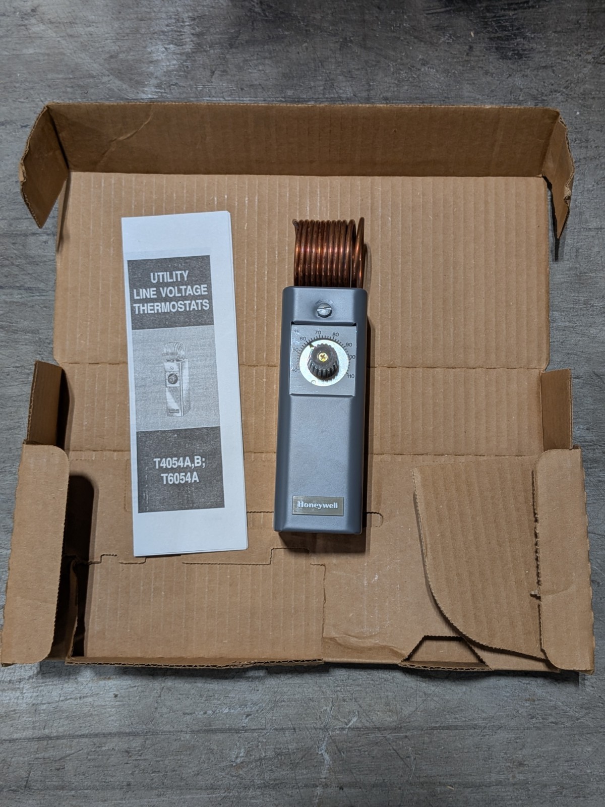 Honeywell Utility Thermostat T4054B1016 Range: 35-110°F *FREE SHIPPING*