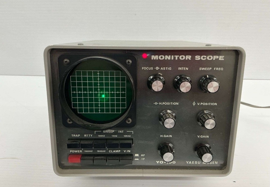 Yaesu Musen YO-100 Monitor Scope...powers on