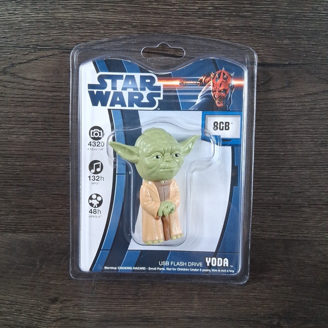 2012 Star Wars Yoda 8GB USB Flash Drive Tyme Machines New