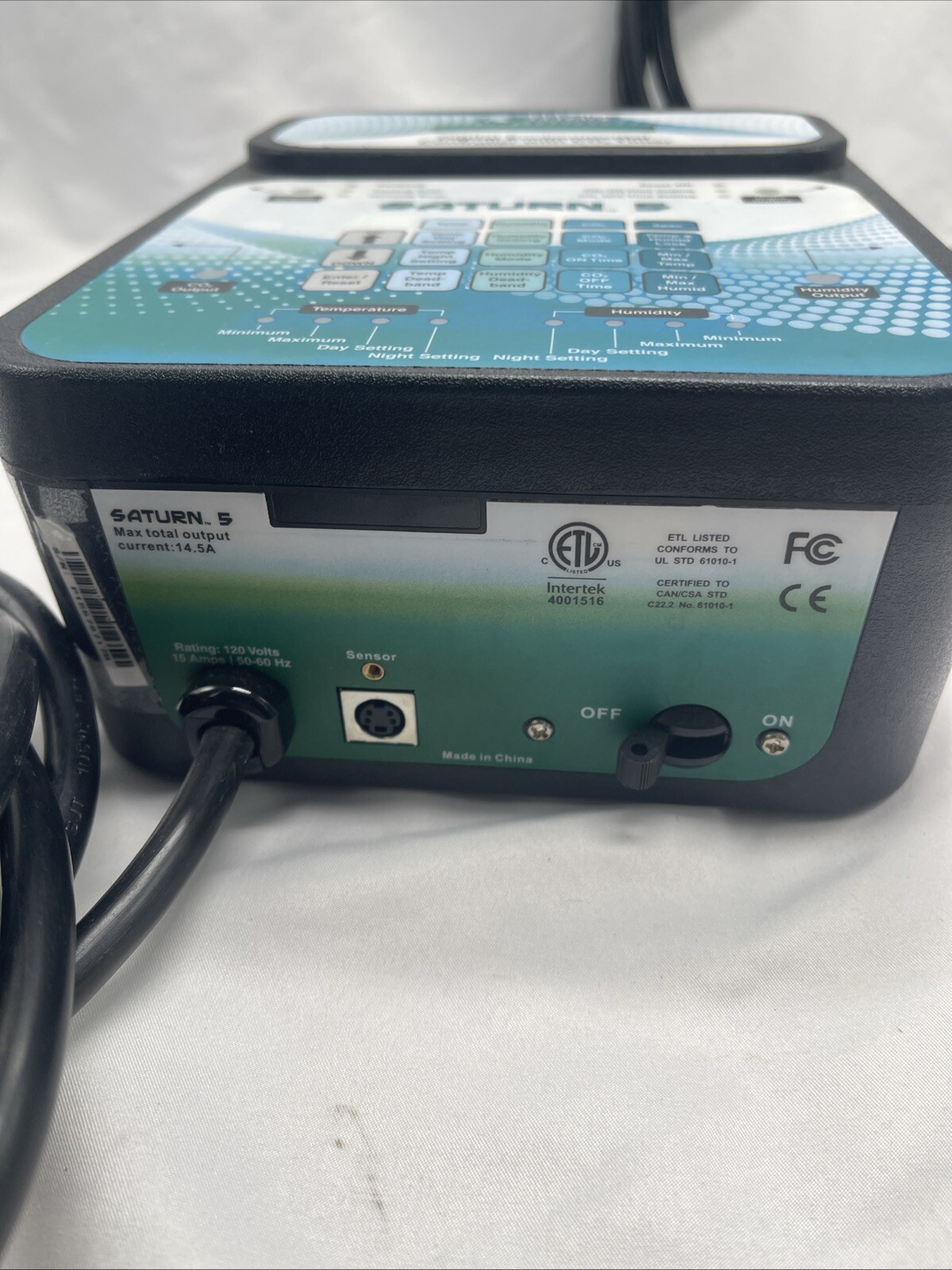 Titan Controls Saturn 5 Digital Environmental Controller With CO2 Timer Read
