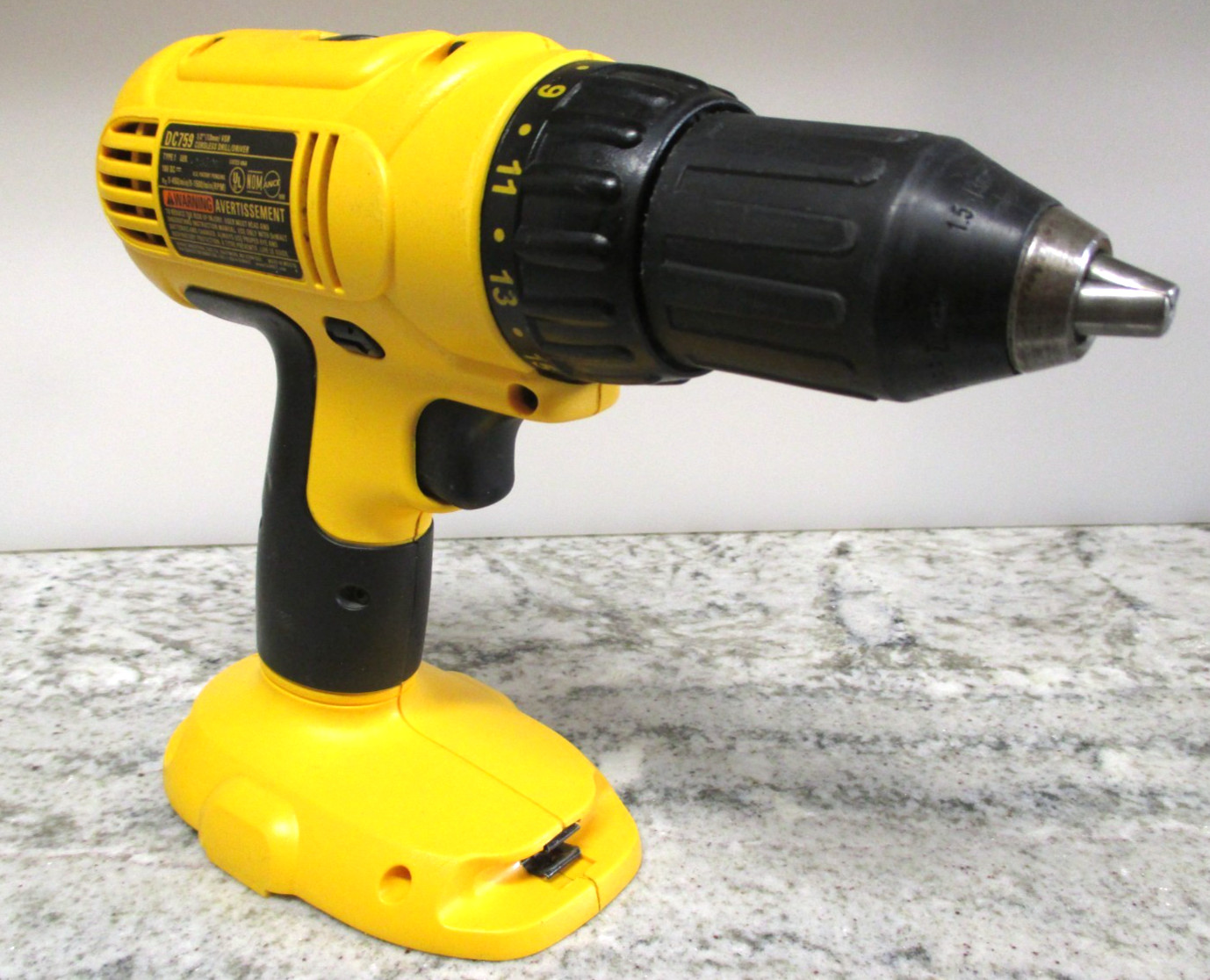 Dewalt 18V Volt DC759 (DC970) 1/2" Cordless DRILL DRIVER *Bare Tool* SUPERB COND