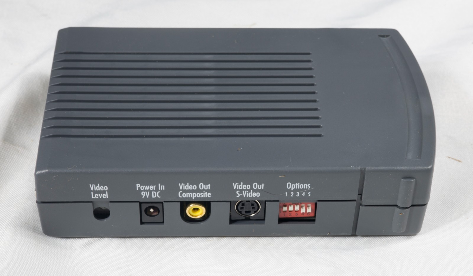 Vintage Apple Presentation System video to S-video composite Focus Enhancments