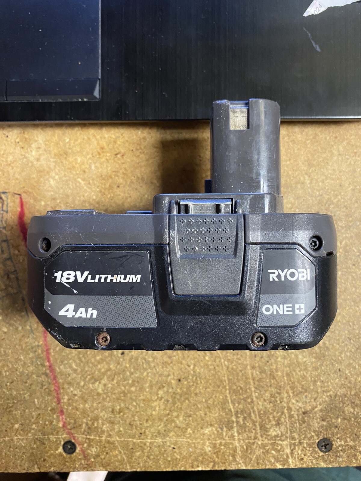 Ryobi P215 Cordless Drill 18 volt 1/2 in Drill With Battery Included