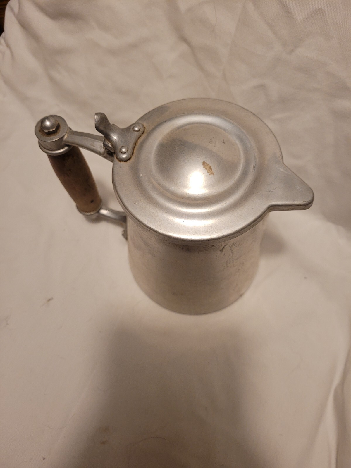 Vintage Aluminum Coffee Pot with wood handle AR LYON 1L 6 x 4.5 inches