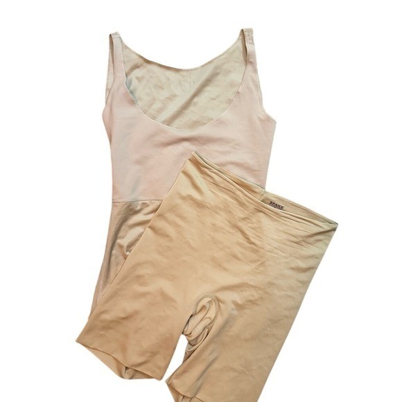 SPANX Size Medium Compression SET (2) Tank Top and Shorts Formal Wear