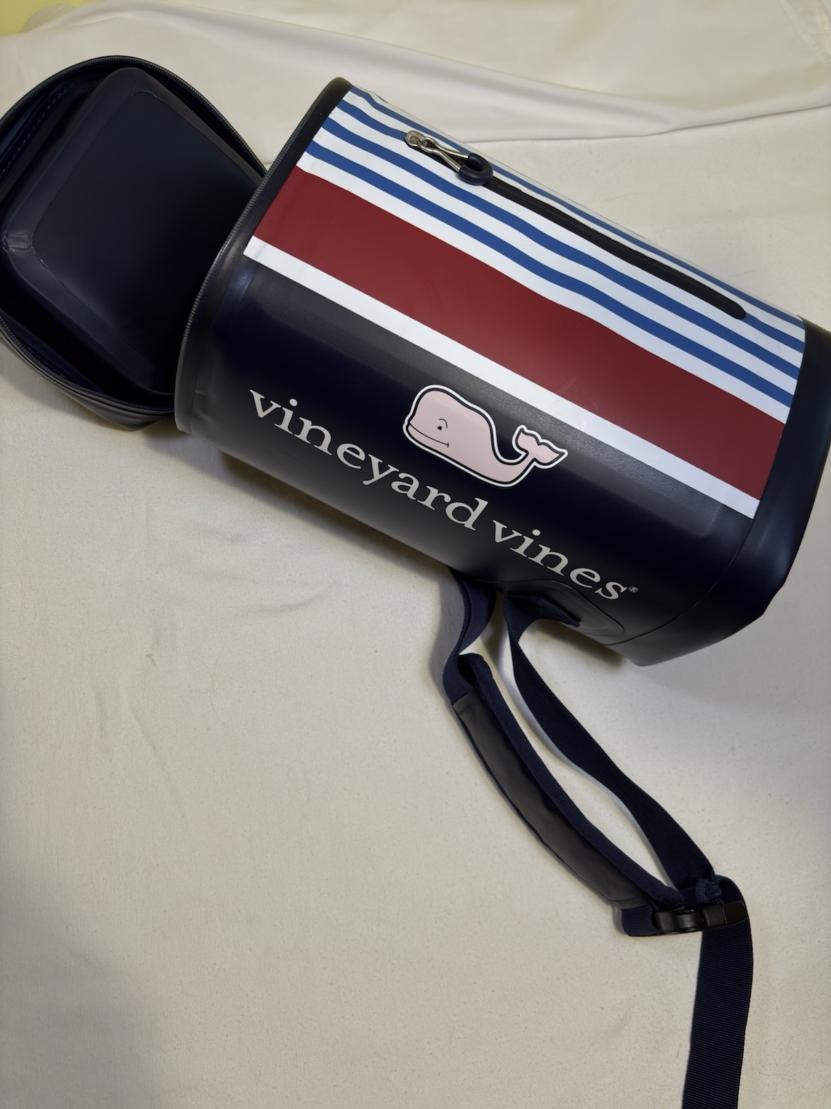 Vineyard Vines Target Limited Edition Waterproof Sling Striped 10 Can Cooler