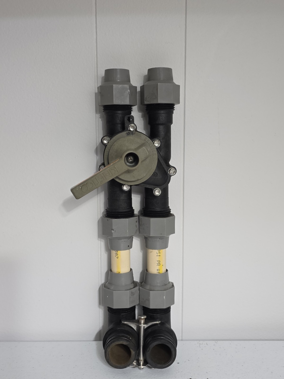 Kinetico bypass valve original series with elbows