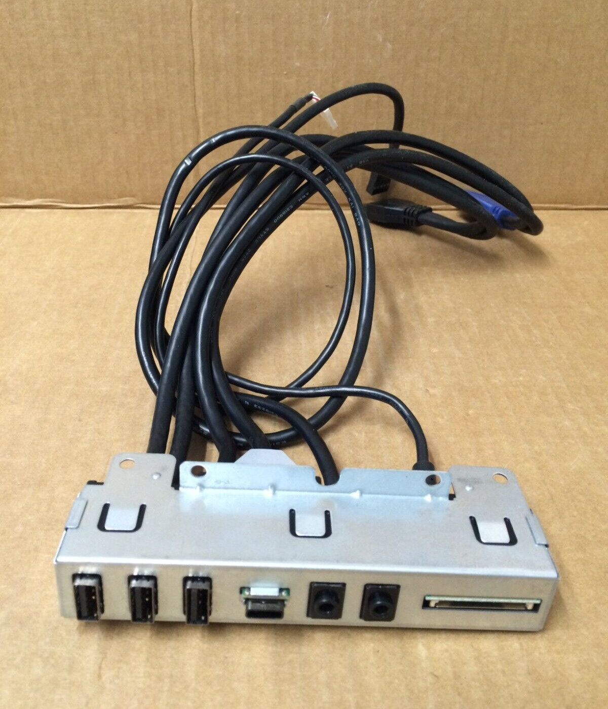 Dell XPS 8930 Front Panel Audio USB/C Card Reader Board with Cable 0CDW5 00CDW5