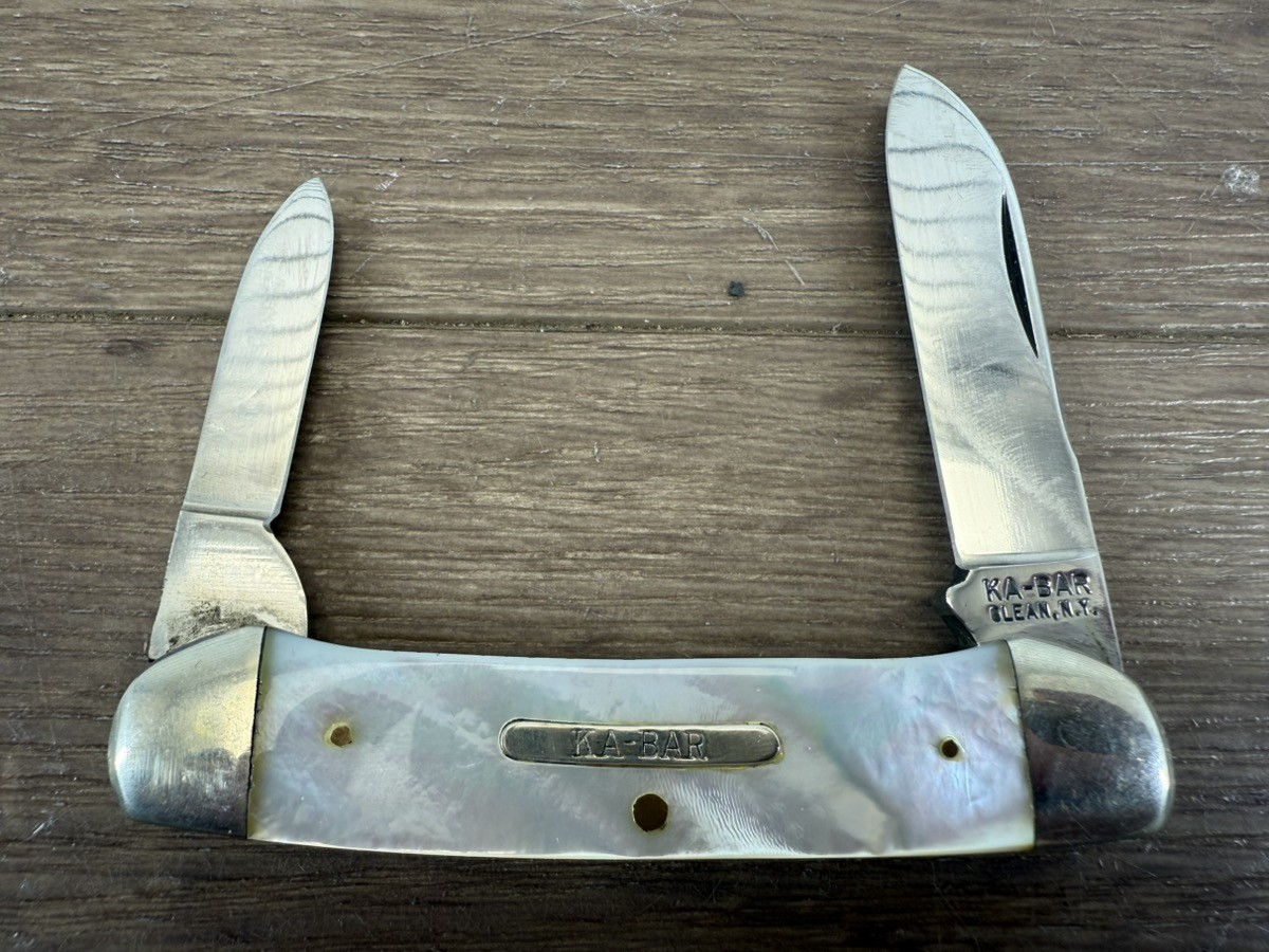 KA-BAR MOTHER OF PEARL CANOE OLEAN, NEW YORK FOLDING KNIFE (WCP036162)