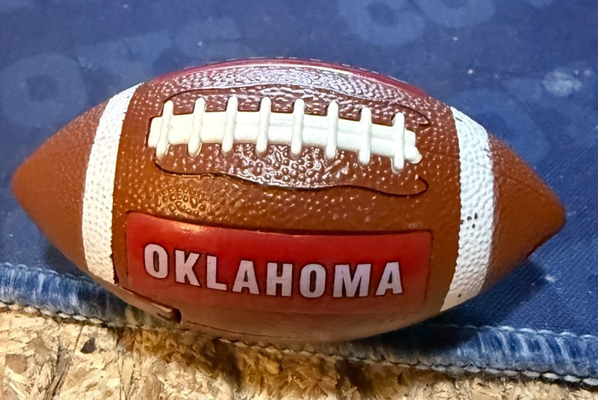 OKLAHOMA SOONERS----FOOTBALL SHAPED---BUTANE LIGHTER