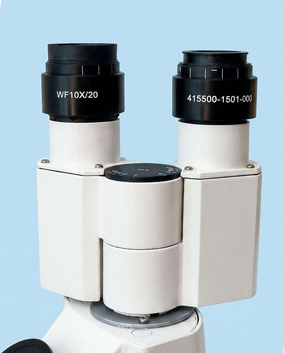 Zeiss Primovert Inverted & Phase Contrast Microscope w/Video port