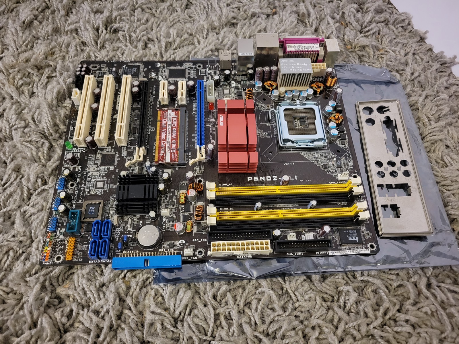 RARE ASUS P5ND2-SLI LGA 775 (SOCKET T) NVIDIA NFORCE4 ATX MOBO SOUND LAN MBMX57