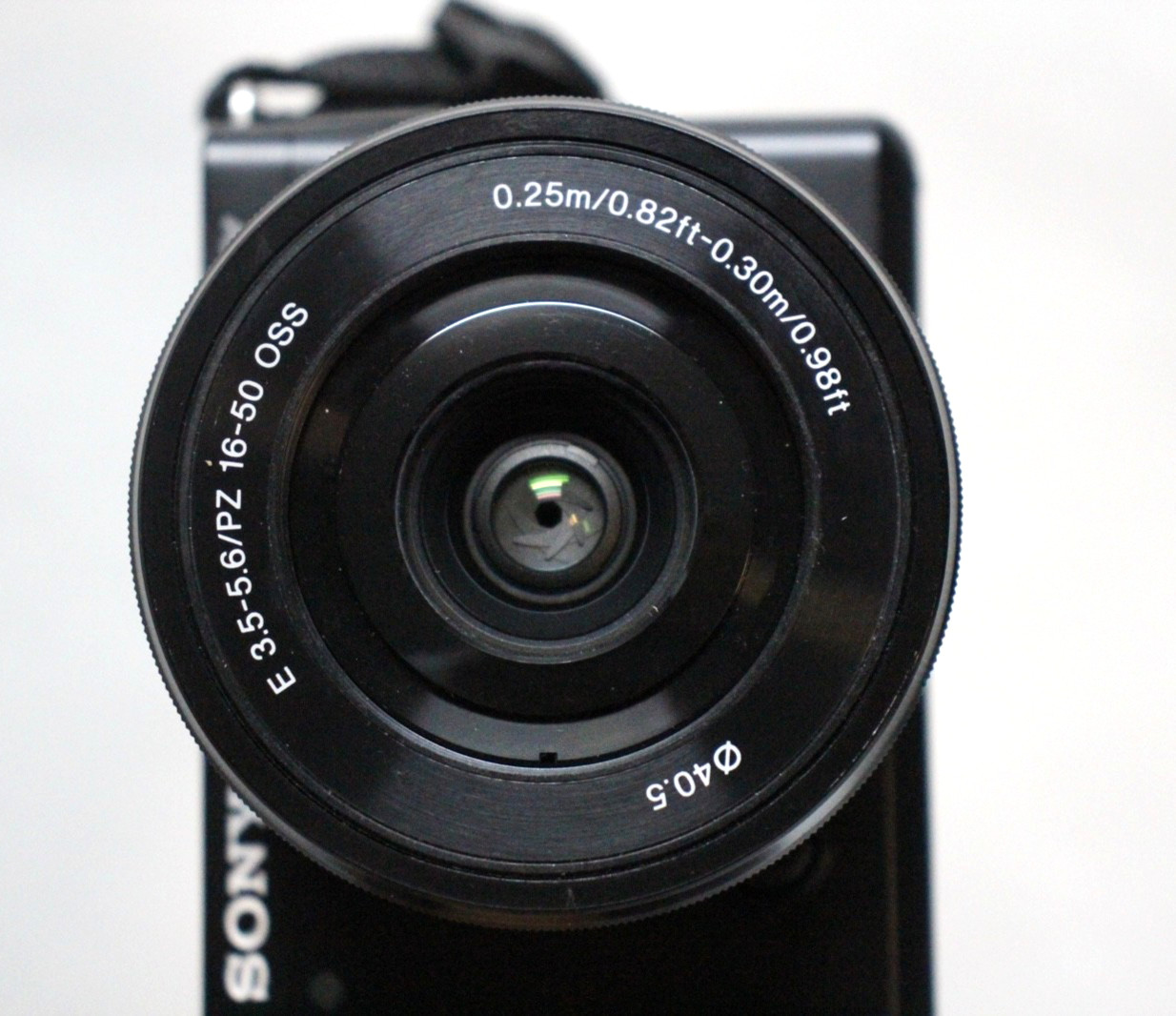Sony ZV-E10 Digital Camera with E PZ 16-50mm Lens & 128gb 600 shutter count