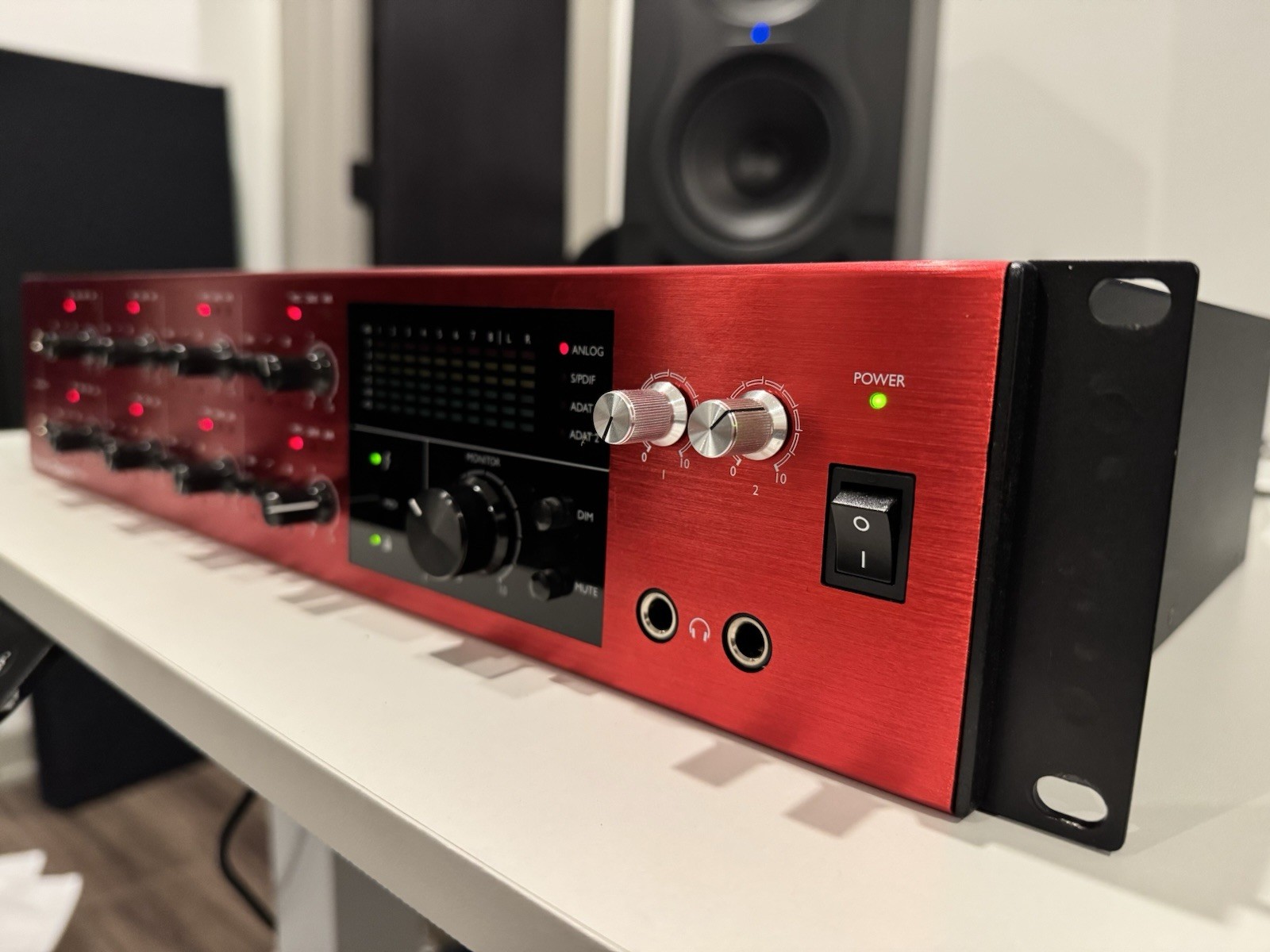 Focusrite Clarett 8PreX Thunderbolt Rackmount Audio Interface w/ ADAT MIDI