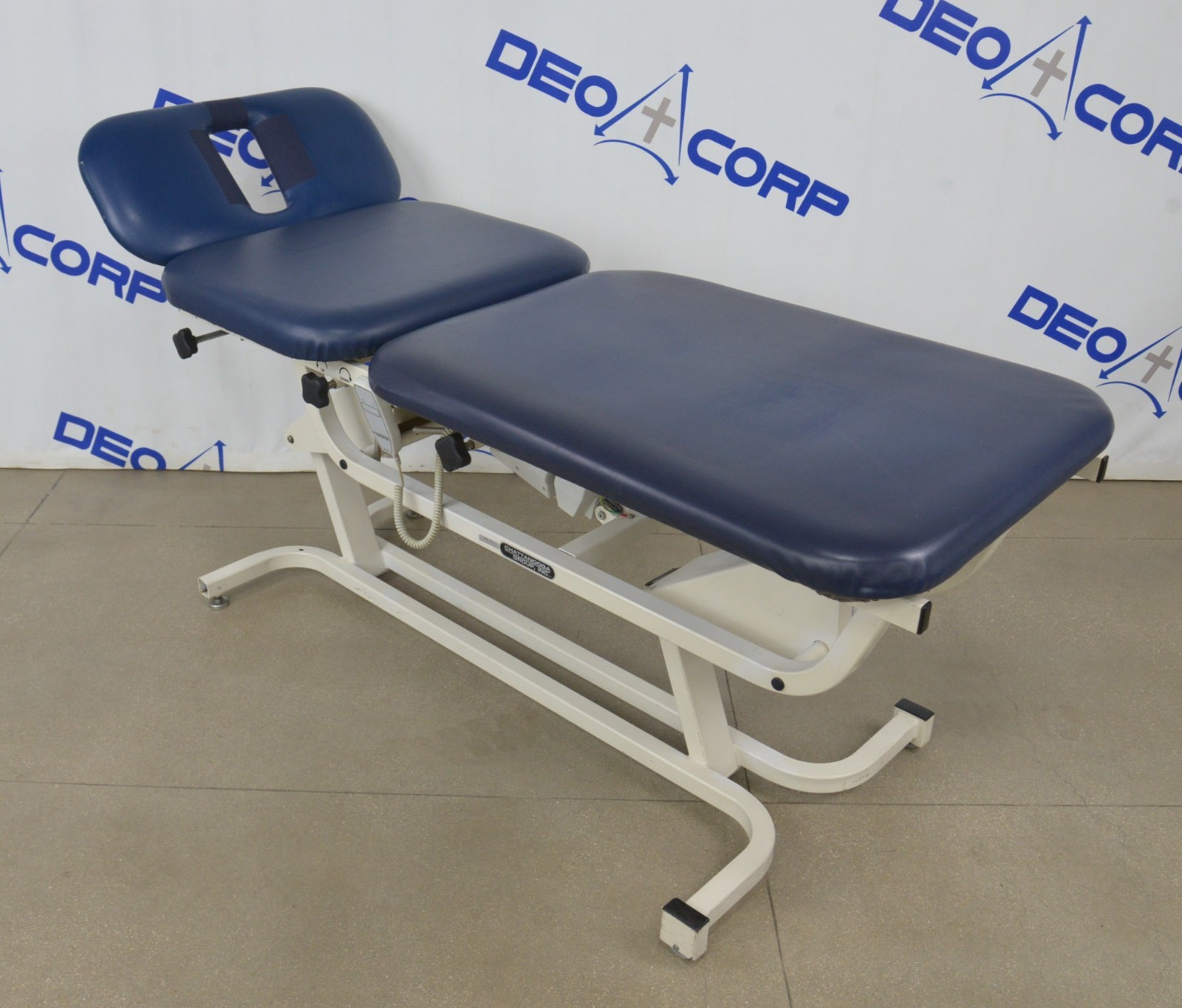 Chattanooga Group Adapta ADP-300 Treatment Table W/ Remote
