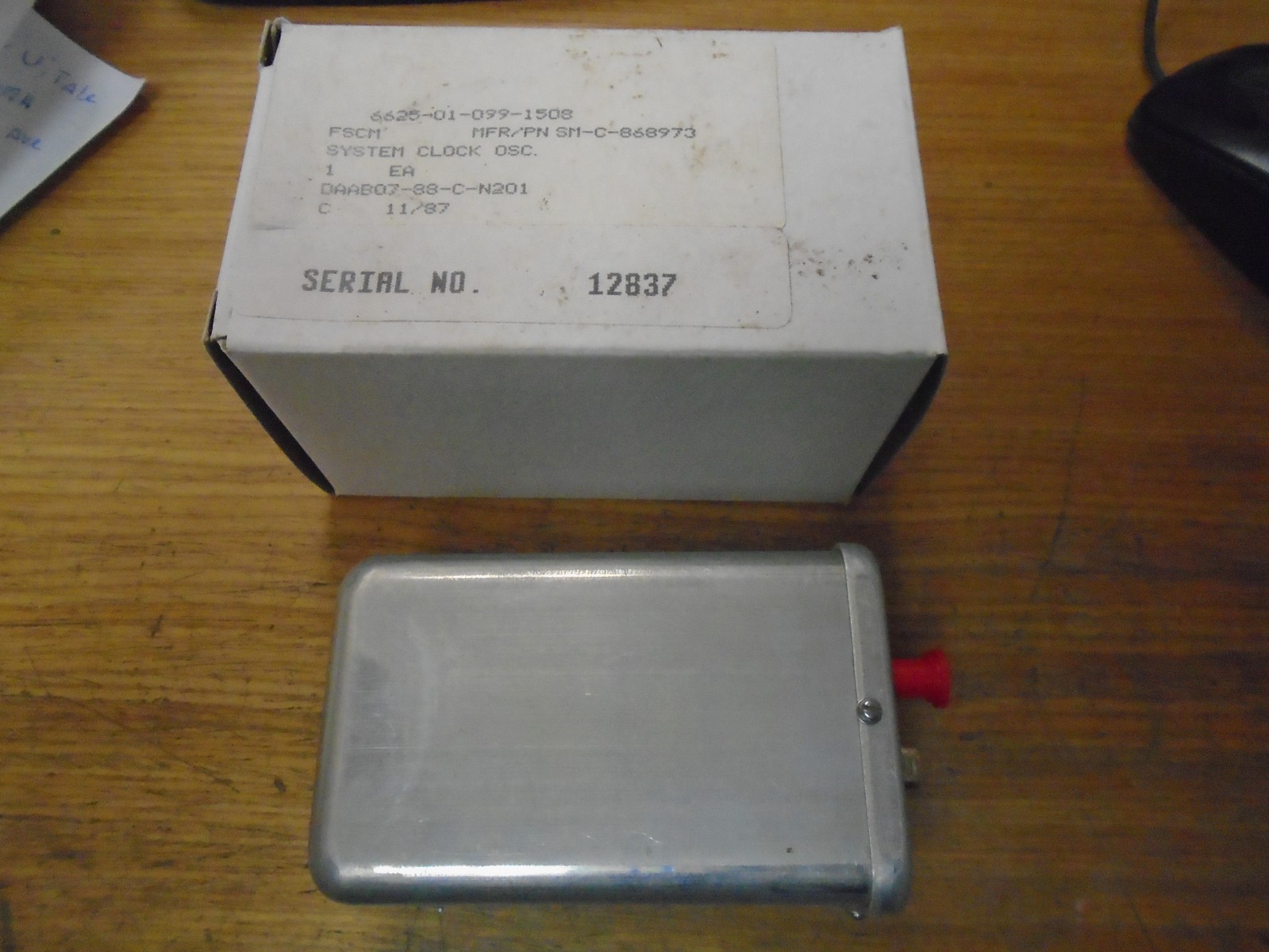 NOS! System Clock Crystal contolled Oscillator P/N: SM-C-868973 10.1MHz 26.6VDC