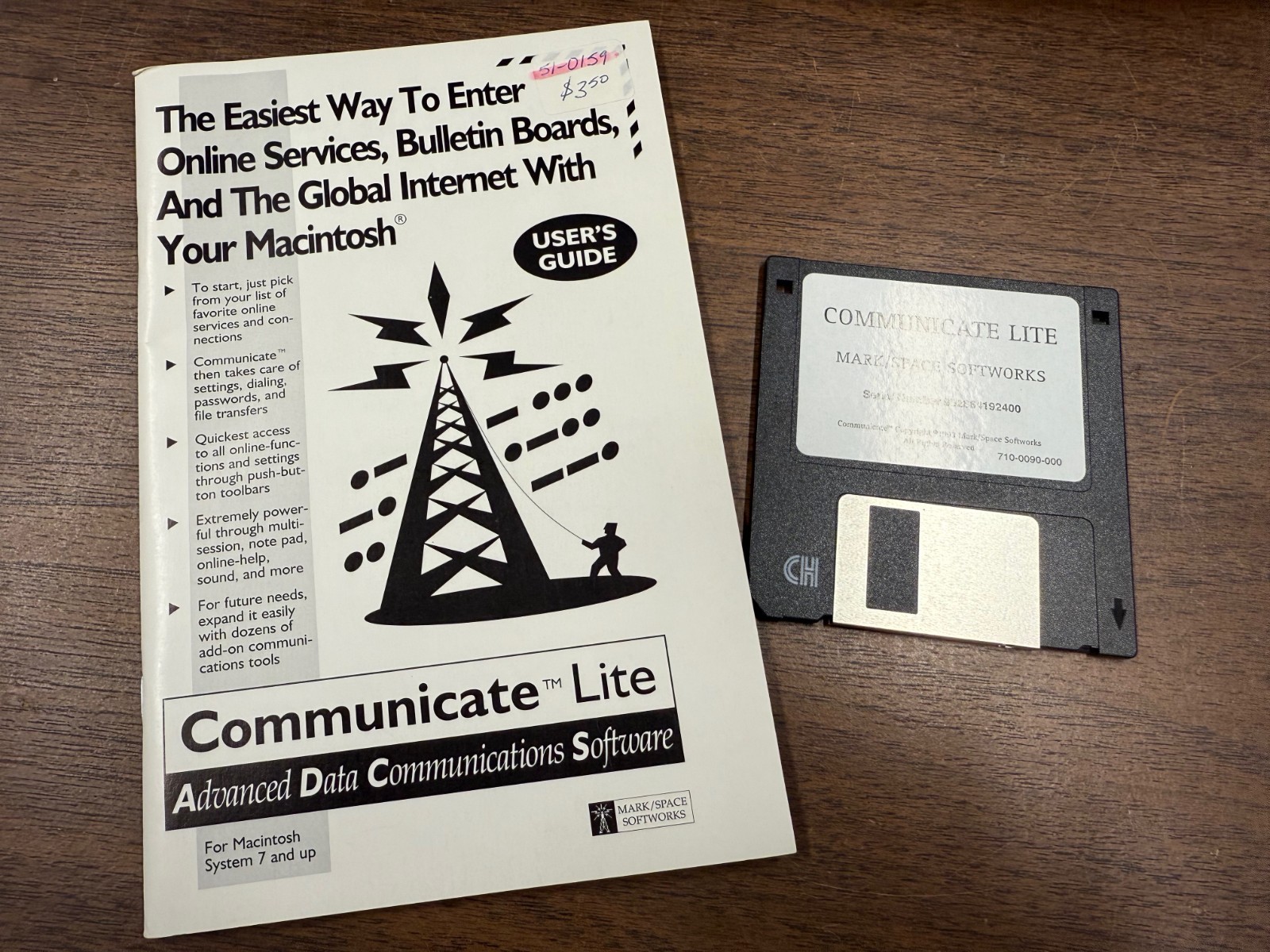 Vintage Macintosh software : QUICK LINK II / COMMUNICATE LITE 3-1/2 disks