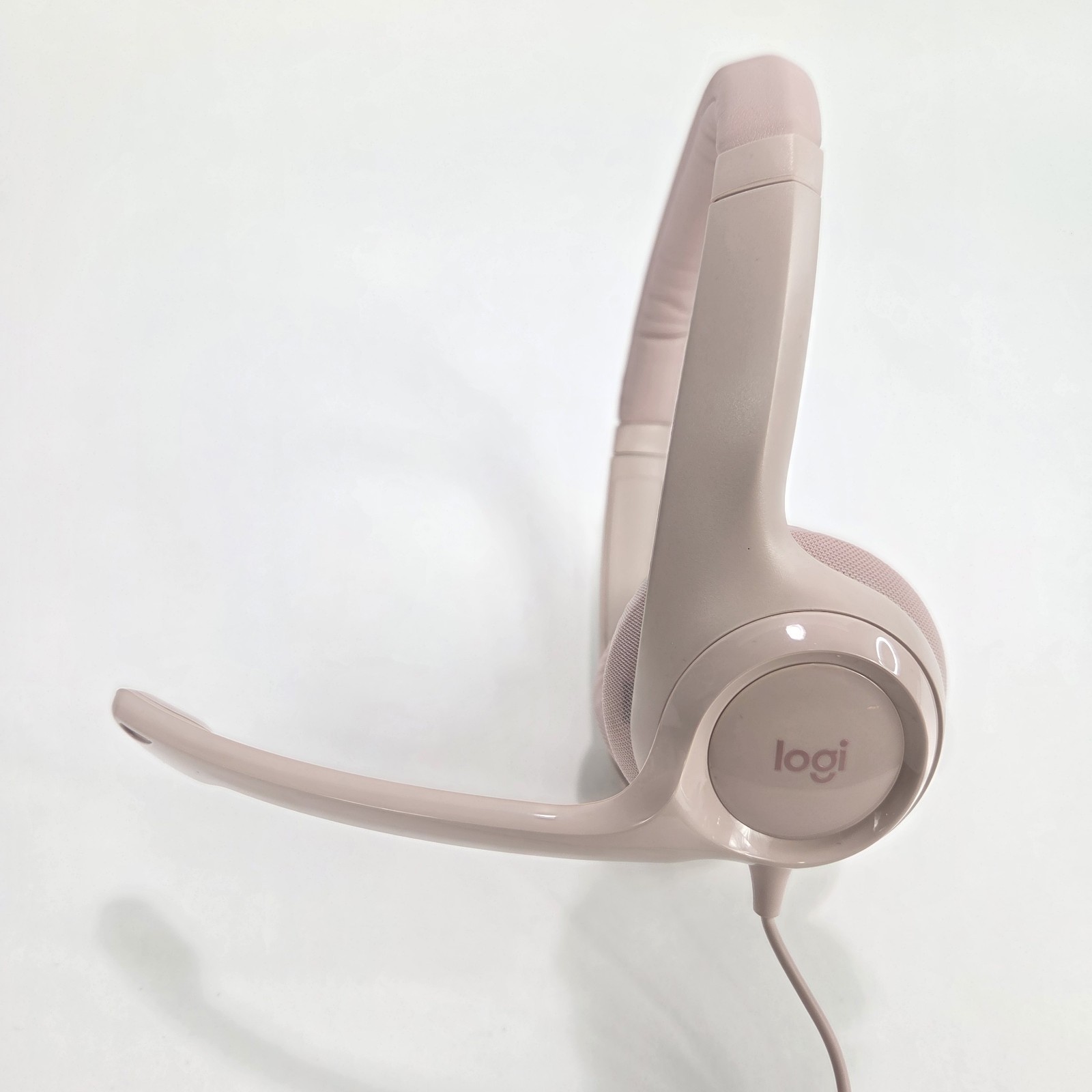 Logitech H390 USB Computer Headset Noise Cancelling Mic Stereo - Pink