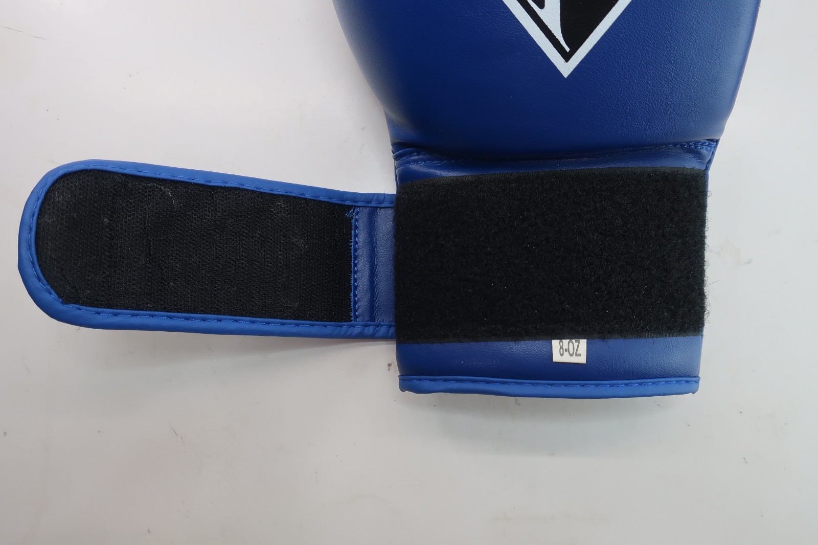 PRO Professional Deluxe Synthetic Leather Boxing Gloves - Blue 8 oz