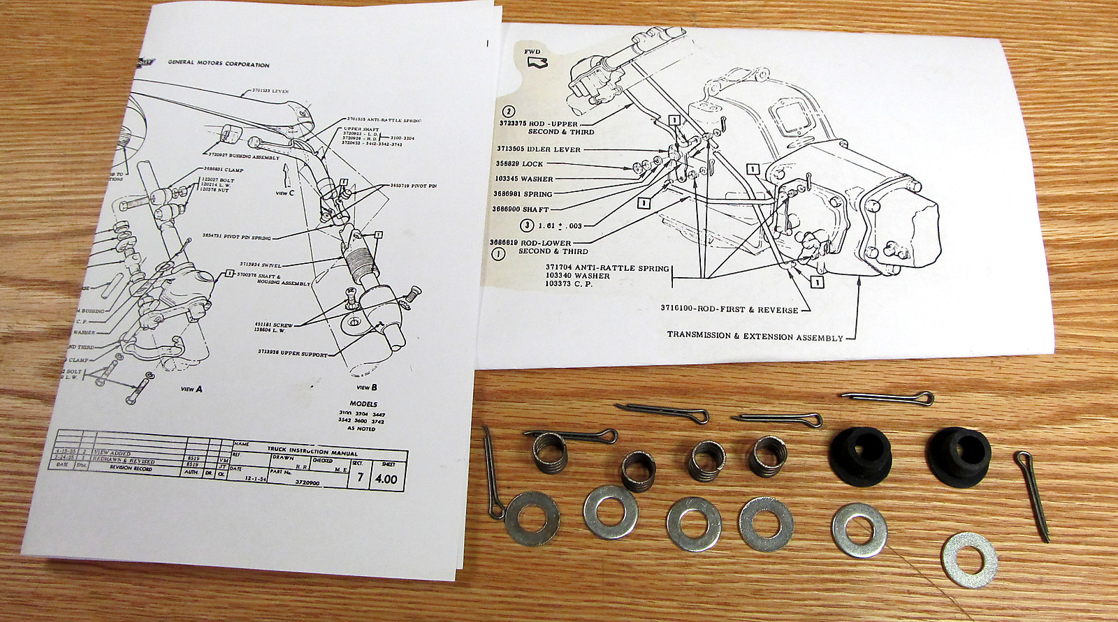 1955 56 1957 58 1959 CHEVY TRUCK SHIFT LINKAGE BUSHING & ANTI RATTLE  SPRING KIT
