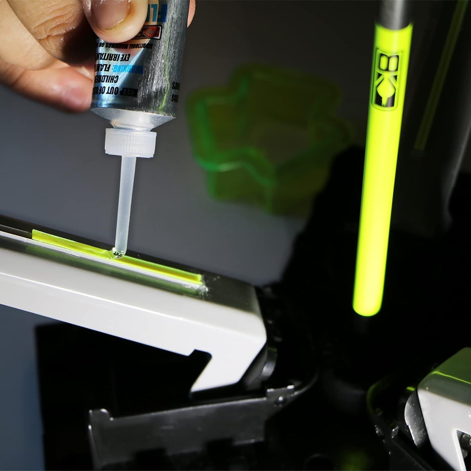 Archery Fletching Glue
