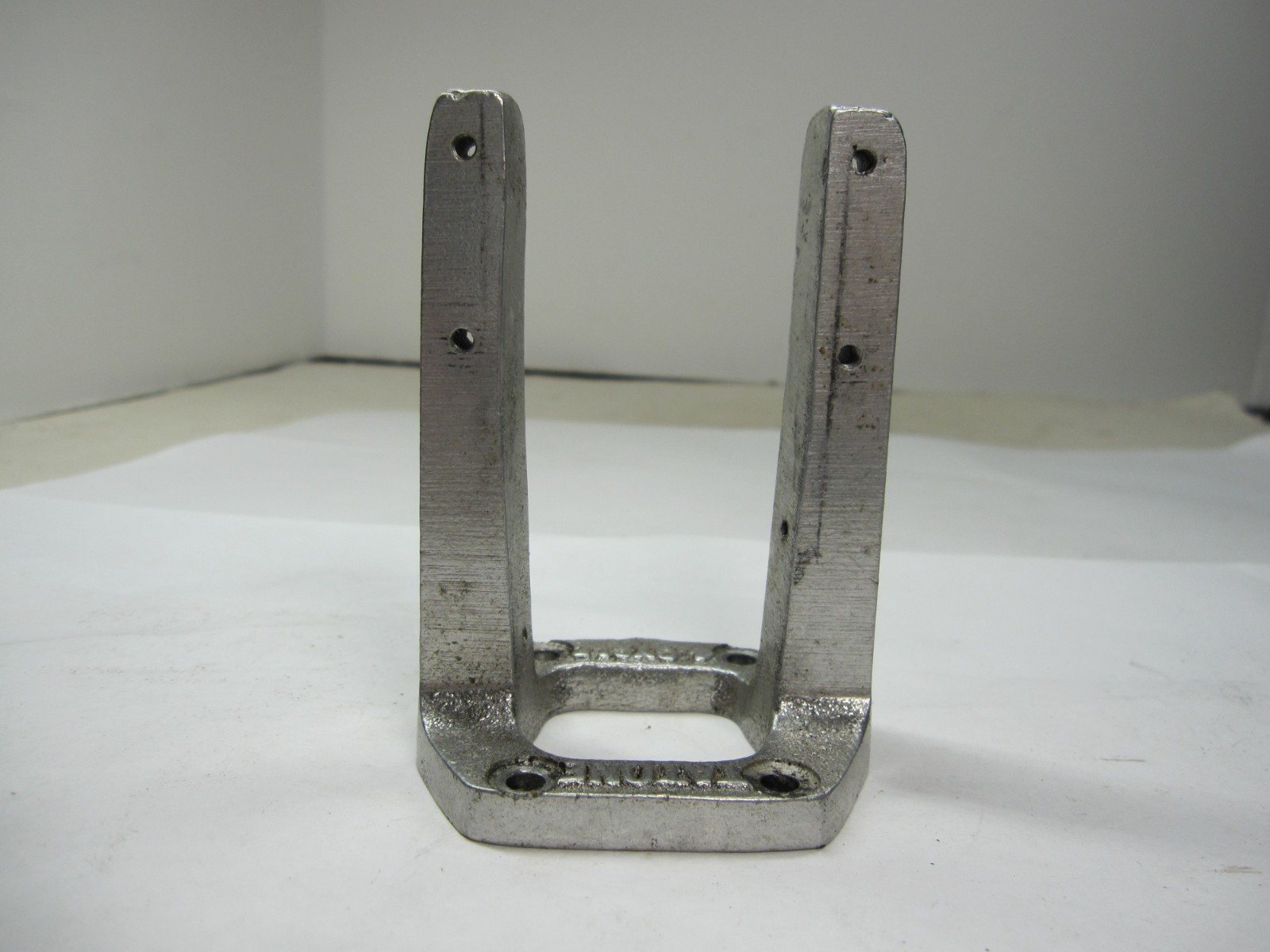 TATONE 4 CYCLE ENGINE MOUNT LENGTH 3 3/4" x 2 1/2" WIDTH ARMS !