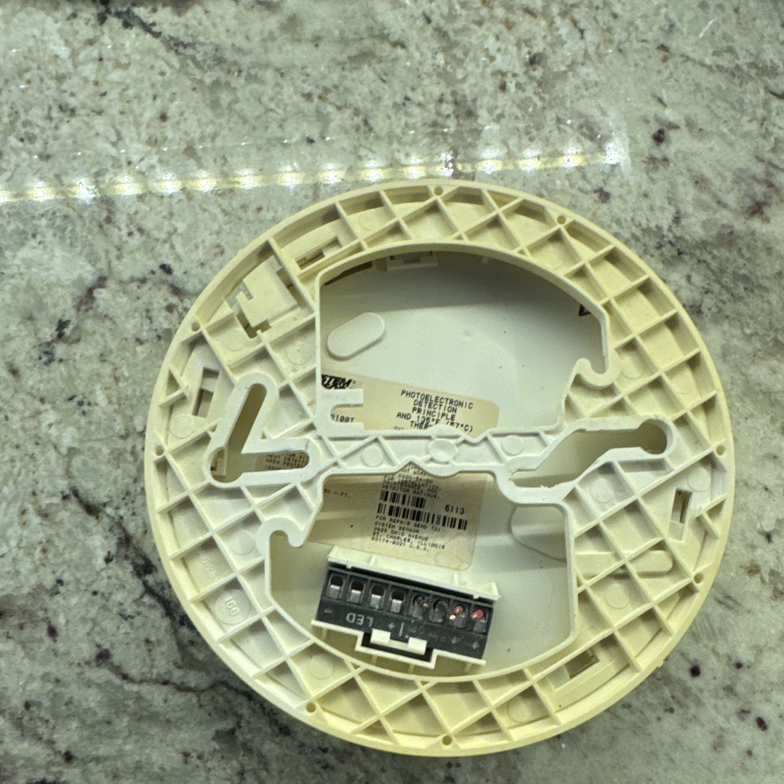 System Sensor 2100T Photoelectronic Smoke Detector with Thermal Sensor