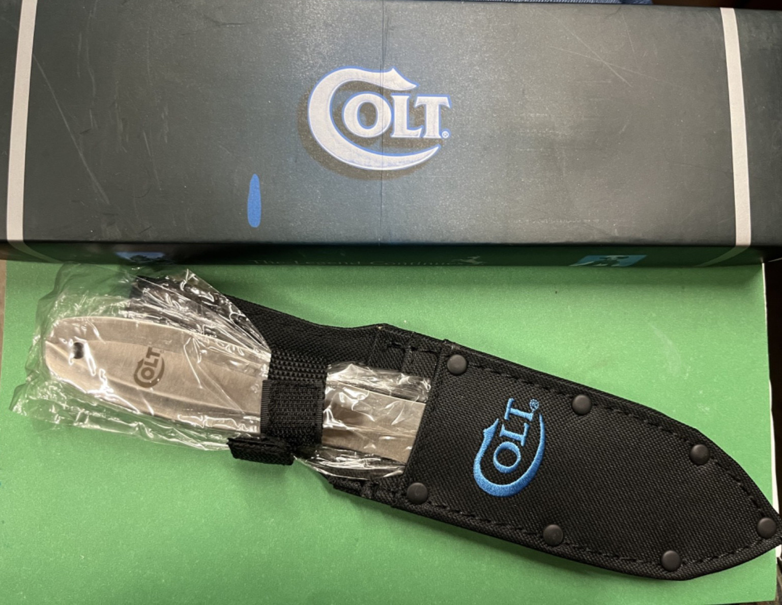Colt Throwing Knives CT524 -New in Box